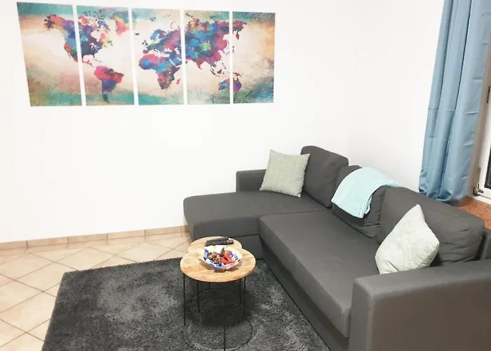 Voll Ausgestattete Mit 3 Schlafzimmern In 아파트 *