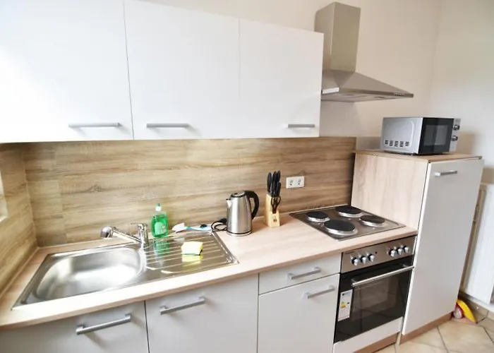 Voll Ausgestattete Mit 3 Schlafzimmern In Bedburg-Hau